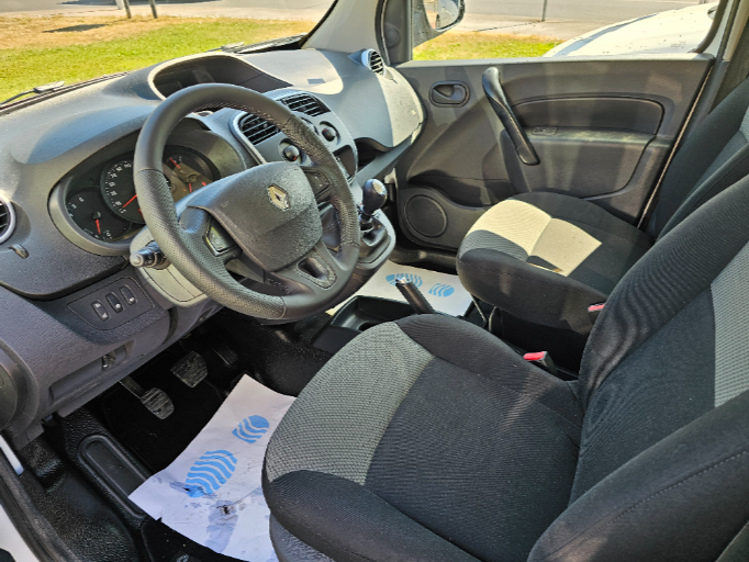 renault kangoo combi profesional m1af blue dci 95 cv interior conductor